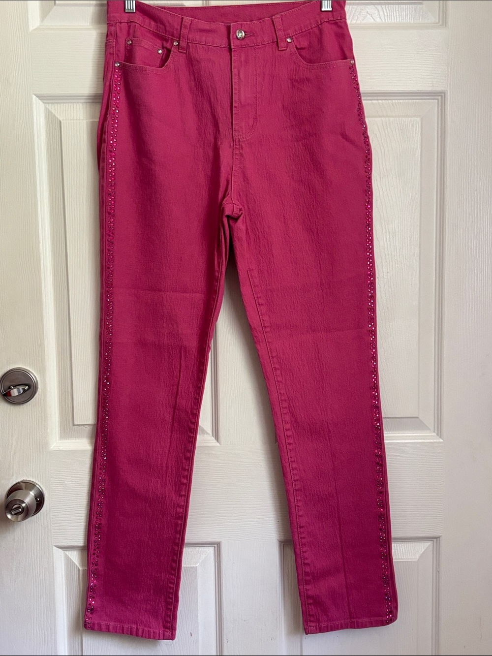 DG2 Pink Rhinestone Trim Jeans Size 10 Tall Ramie Cotton Stretch festival Barbie